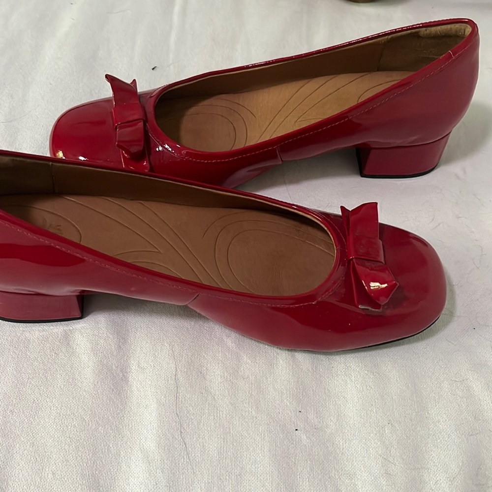 Clarks Patent Leather Red Low 1 inch Block Heel